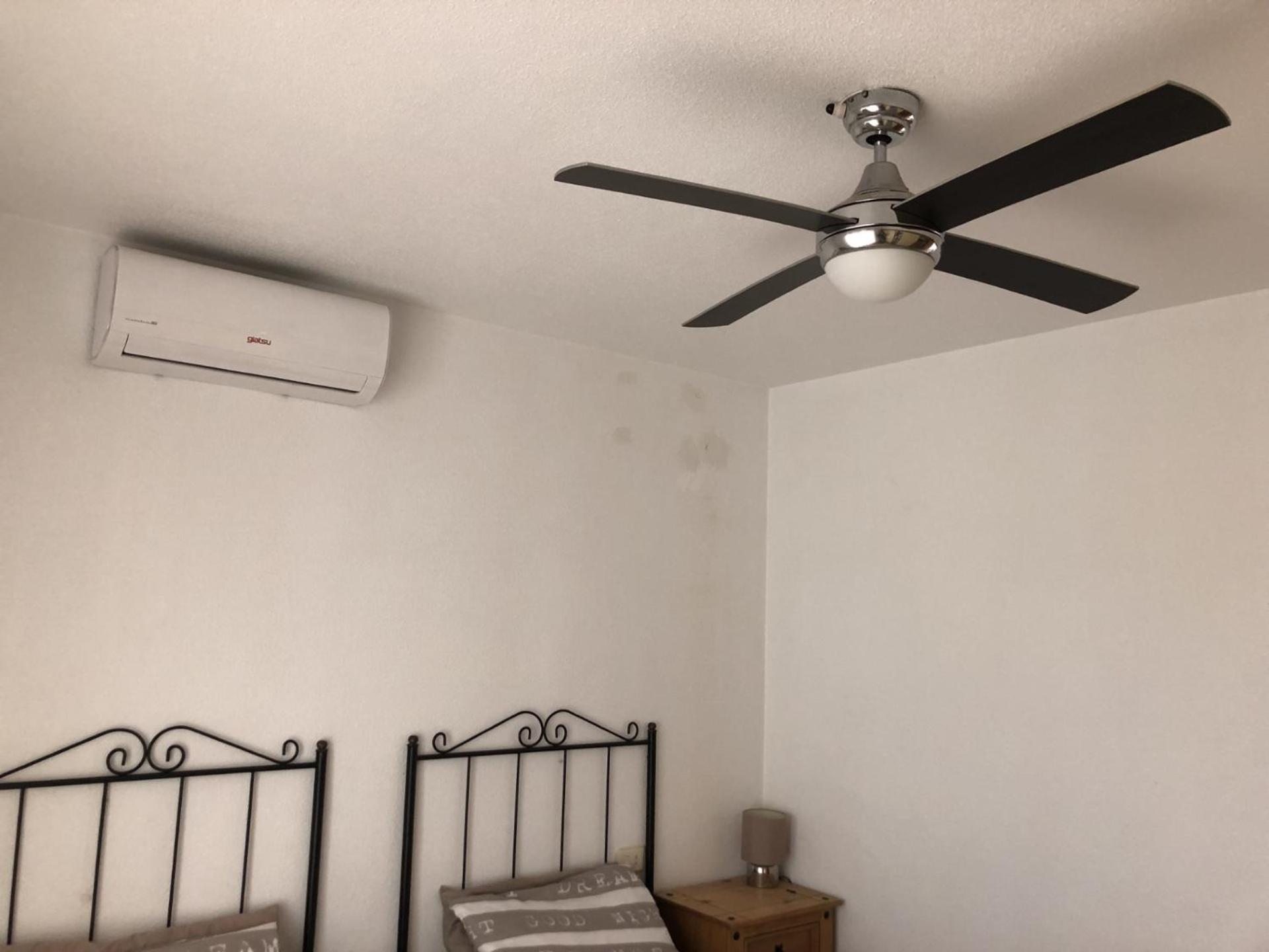 Puerto De Mazarron Large House With Roof Terrace & Sea Views-5 Guests Have 3 Bedrooms & 1 To 4 Guests Have 2 Bedrooms Ngoại thất bức ảnh
